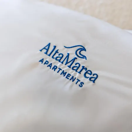 Altamarea Sea View Apartment *